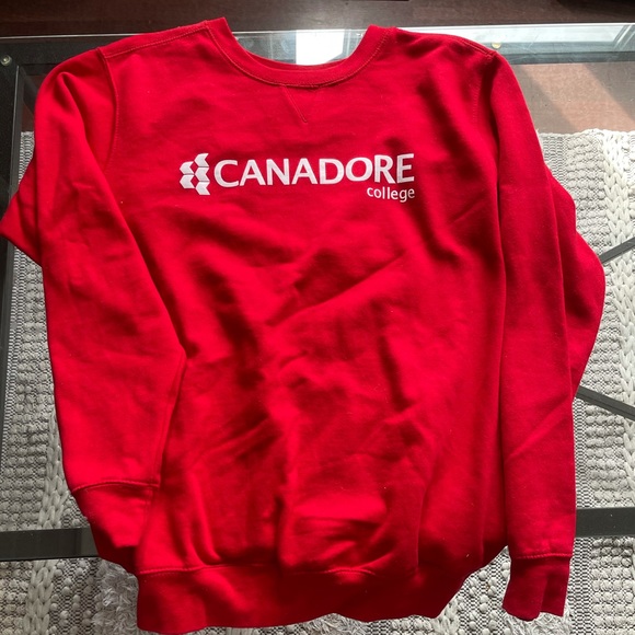 Red canadore college sweater - Picture 1 of 1
